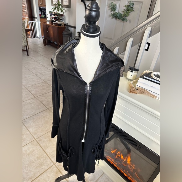 Long Hooded Jacket Goth Satin Lined Silver Zip Up Cardigan Pockets Flare Punk M - Picture 4 of 8